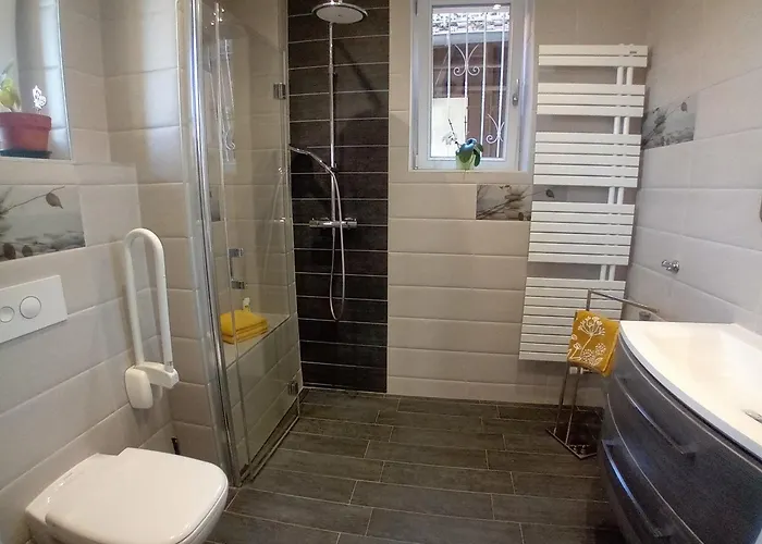 Meuble Confort A La Campagne Apartment *