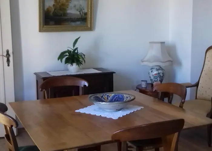 Meuble Confort A La Campagne